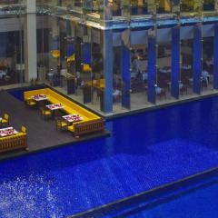Отель The Oberoi Gurgaon бассейн фото 2