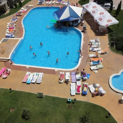 Отель Summer Dreams Sunny Studios Солнечный берег бассейн