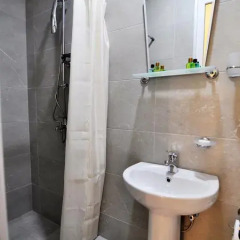 Отель Vorontsov Inn Грузия, Тбилиси - отзывы, цены и фото номеров - забронировать отель Vorontsov Inn онлайн ванная фото 2