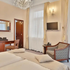 Отель Sun 4* Улучшенный номер с различными типами кроватей фото 6