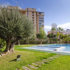 Отель Cala Esmeralda бассейн