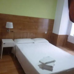 Отель Hostal San Blas Стандартный номер с различными типами кроватей фото 19