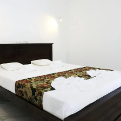 Hotel diana комната для гостей фото 3
