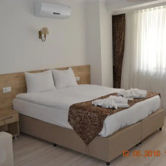 Loren Hotel Suites Стандартный номер с двуспальной кроватью фото 4