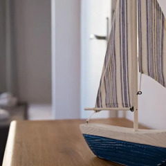 Апартаменты Habitat Apartments Beach Studio Барселона комната для гостей фото 5