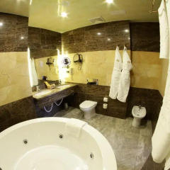 Отель Golden Palace Tsakhkadzor 4* Люкс с разными типами кроватей фото 6