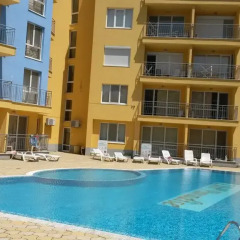 Апартаменты Kerkelov Apartment Солнечный берег бассейн фото 2