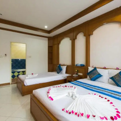 Отель Magnific Guesthouse Patong комната для гостей фото 5