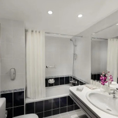 Апартаменты Savoy Central Apartments 3* Студия Делюкс фото 4