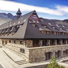 Aries Hotel & SPA парковка