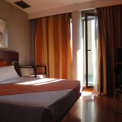 Отель Eurohotel Barcelona Gran Via Fira 4* Стандартный номер с различными типами кроватей