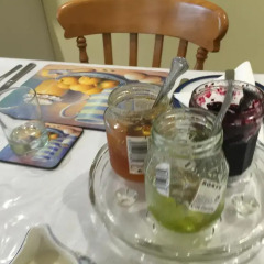 Отель Dianas B&B в номере