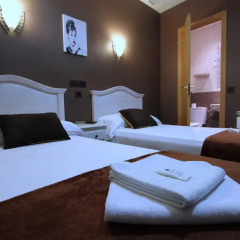 Отель Hostal Regio Номер категории Эконом с различными типами кроватей фото 5