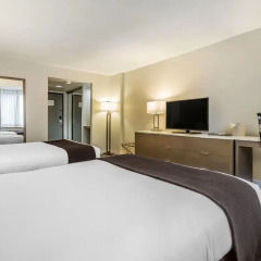 Отель Coast Vancouver Airport 3* Стандартный номер с различными типами кроватей фото 5