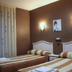 Отель Hostal Regio Номер категории Эконом с различными типами кроватей фото 12
