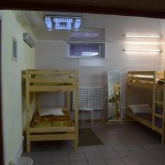 Хостел Маня Кровать в общем номере с двухъярусной кроватью фото 15
