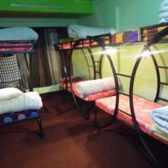 Отель Monkey Temple Backpackers Hostel Непал, Катманду - отзывы, цены и фото номеров - забронировать отель Monkey Temple Backpackers Hostel онлайн гостиничный бар