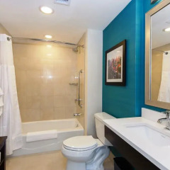 Отель Courtyard New York Manhattan/Times Square West Стандартный номер с различными типами кроватей фото 6