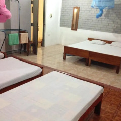 Отель Charm Inn Tourist Rest комната для гостей