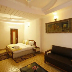 Hotel Royal Queen 3* Номер Делюкс с различными типами кроватей фото 2