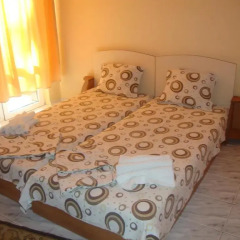 Отель Komitovy Guest House Стандартный номер фото 3