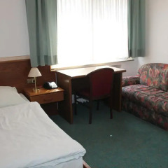 Hotel Engelbertz 2* Стандартный номер с различными типами кроватей фото 11