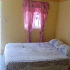 Отель Almond Lodge комната для гостей