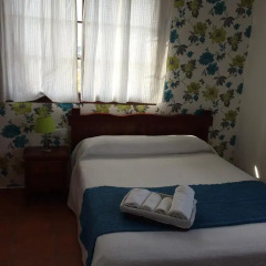 Отель Hostal Rural la Plata сейф в номере