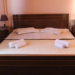 Отель B&B Old Tbilisi 3* Стандартный семейный номер с двуспальной кроватью фото 7