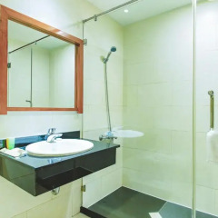 Апартаменты The Lancaster Saigon Service Apartment Студия Делюкс с различными типами кроватей фото 2