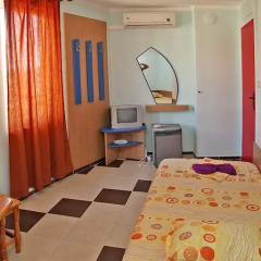 Отель Boston Guest House and Apartment Болгария, Равда - отзывы, цены и фото номеров - забронировать отель Boston Guest House and Apartment онлайн помещение для мероприятий