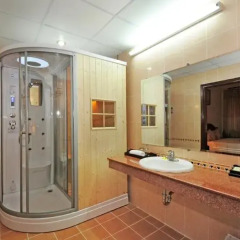 Duy Tan Hotel 3* Люкс с различными типами кроватей фото 3