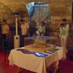 Hostel & Hotel Makrovilag Feher Pava Будапешт развлечения