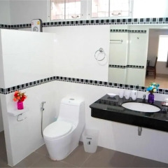 Отель Green Leaf 2 Nai Harn 2 bedrooms Villa ванная