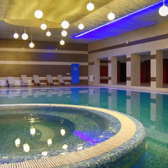 Отель Perlyna Resort Черкассы бассейн