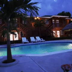 Hotel y Cabañas Playa Caribe бассейн