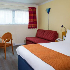 Отель Holiday Inn Express Glasgow City Centre Riverside 3* Стандартный номер с двуспальной кроватью фото 3
