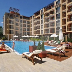 Отель Bulgarienhus Harmony Suites Apartments Болгария, Солнечный берег - отзывы, цены и фото номеров - забронировать отель Bulgarienhus Harmony Suites Apartments онлайн бассейн фото 3