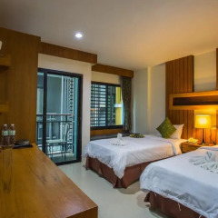 Отель The Chambre 3* Улучшенный номер с 2 отдельными кроватями фото 2