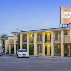Отель Scottys Motel парковка