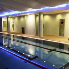 Отель Made Inn Budapest бассейн