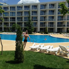 Апартаменты Apartment in Atlantis Sarafovo детские мероприятия