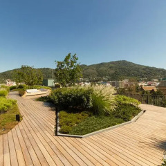 Отель The Deck Condominium By Alexanders
