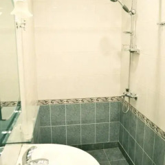 Отель Monument Guest House ванная