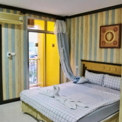 Отель B & L Guesthouse 3* Улучшенный номер с разными типами кроватей фото 12