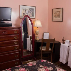 Отель Ledroit Park Renaissance Bed and Breakfast 3* Стандартный номер с различными типами кроватей фото 3