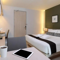 Hotel Amber Sukhumvit 85 4* Улучшенный номер фото 3