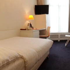 Multatuli Hotel 3* Стандартный номер с различными типами кроватей фото 3
