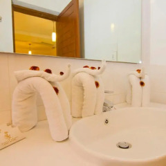 Отель Serene Grand 4* Номер Делюкс фото 6