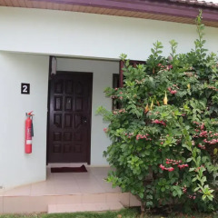 Отель Travellers Palm Court балкон